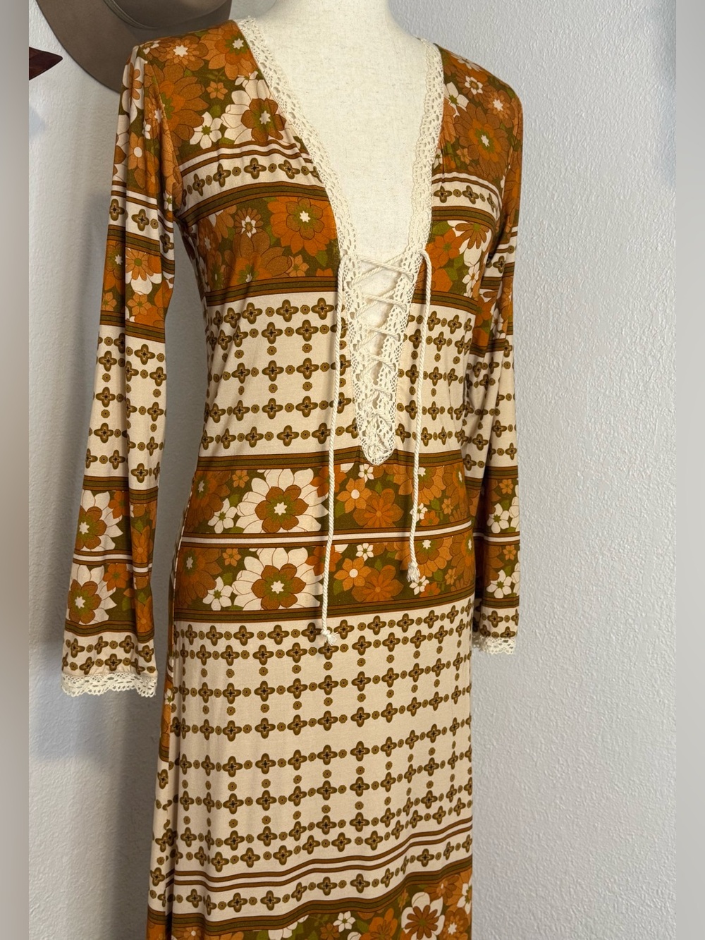 NWT Golden Brown the Label Goin’ to California Maxi Medium - Picture 9 of 12